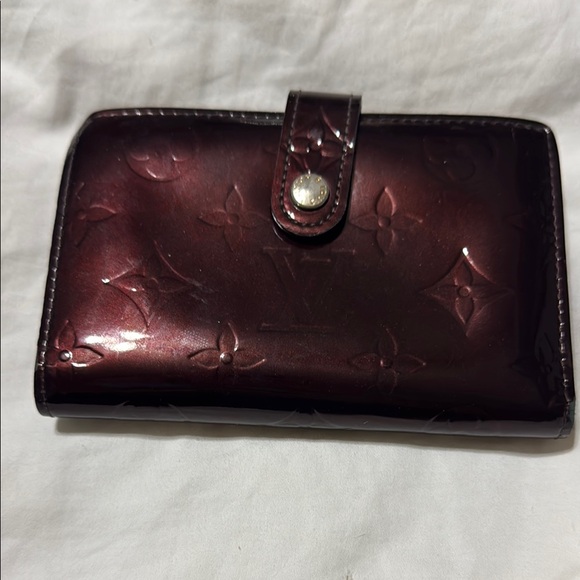 Louis Vuitton Deep Burgundy Monogram Wallet - Picture 1 of 7
